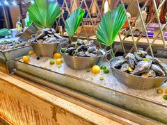 -松山湖凯悦酒店·Café自助餐厅·周末火舞秀表演
