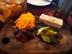 -羽深肉铺 Steak & Wine