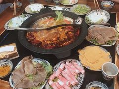 -重庆故事姊妹老火锅(财经学院店)