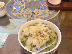 -笑来喜馄饨小笼工坊(通扬路店)