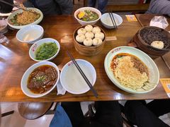 -阿依娘镇店豌杂面(三峡广场店)