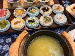 -桥香园过桥米线(国贸店)