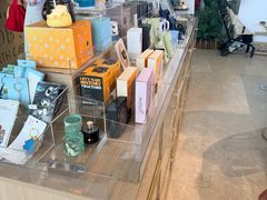 -抱抱地球咖啡馆(国家海洋博物馆店)