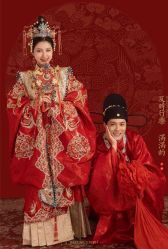 点击看大图 -挪娅婚纱摄影皇家会所