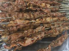 -亨利烧烤(理想山店)