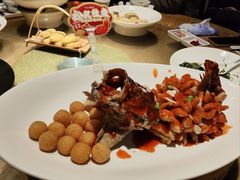 -吴越荣记苏州菜·松鼠桂鱼 100% 活鱼现做(月光码头店)