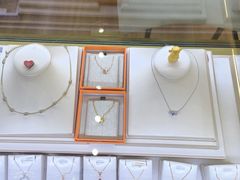 -海星奢选二手奢侈品手表包包鉴定回收寄卖(墨玉南路店)