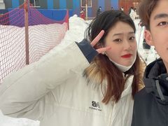 -济南卧虎山滑雪场