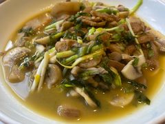 青咸菜炒蘑菇-涌上外婆桥(南塘店)