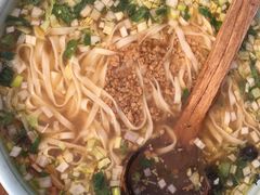 臊子面-老磨油饼(高陵店)