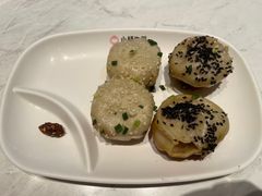 -小杨生煎(百联嘉定购物中心店)