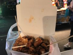 -六合夜市