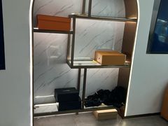 -聚云奢二手奢侈品黄金手表包包回收·中古店(上海店)