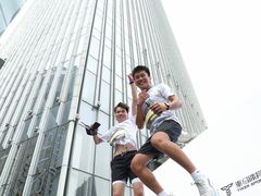 -广州周大福金融中心