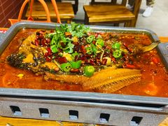 -东方一串·龙虾烧烤·特色烤鱼(柳州路店)