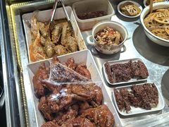 -爆炸头阿姨小四川正宗川味小吃(无任何分店)