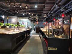 -牛里牛气· 榴莲海鲜鲜牛肉自助火锅·烤肉(横岗店)