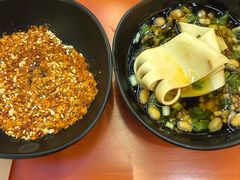 -屋头串串(临江路店)