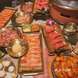 传说中会把人香迷糊的泥炉烤肉终于开分店啦[调皮]