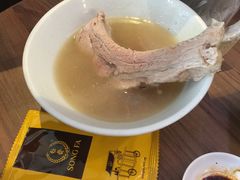 -松發肉骨茶(牛车水店)