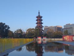 -龙华寺