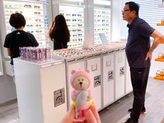 -目艮眼镜SHOWROOM(品牌集合店)