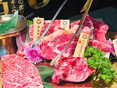 -铭牛烧肉·和牛海鲜自助(高新月牙湖店)