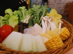 -樾餐厅泰式海鲜火锅(民歌湖店)