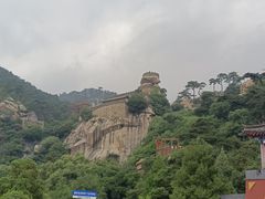 -医巫闾山