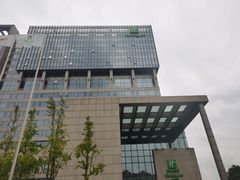 -上海虹桥西郊假日酒店
