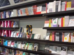 -匯智光华书店(首都机场T3店)