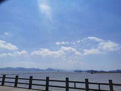 -鹰龙海畔度假酒店(咸祥店)