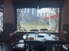-小天鹅火锅·一线江景洪鼎旗舰店(洪崖洞店)
