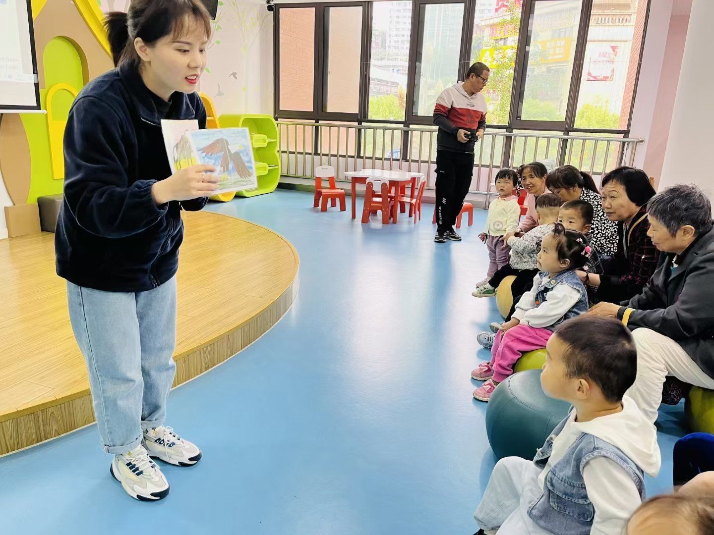 才儿坊幼儿园图书馆阅读绘本活动