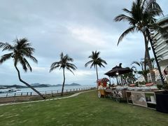 -JW万豪厨房餐厅·滨海草坪烧烤·海鲜·海景(三亚绿发山海天JW万豪酒店)