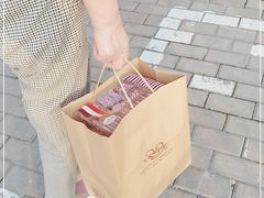 -红宝石·鲜奶小方(长阳店)