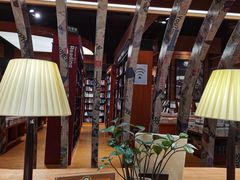 -西西弗书店(三峡广场湟恩新纪元购物广场店)