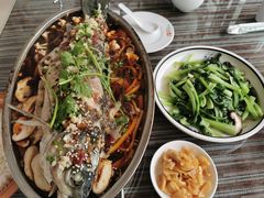 招牌跳水鱼-自游人·美食一楼·地道徽菜(三十年名店)