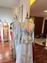 -懿沉香中式嫁衣礼服秀禾服龙凤褂马来褂旗袍总店