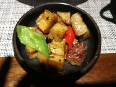 -乐领拈花溪·林涧食韵