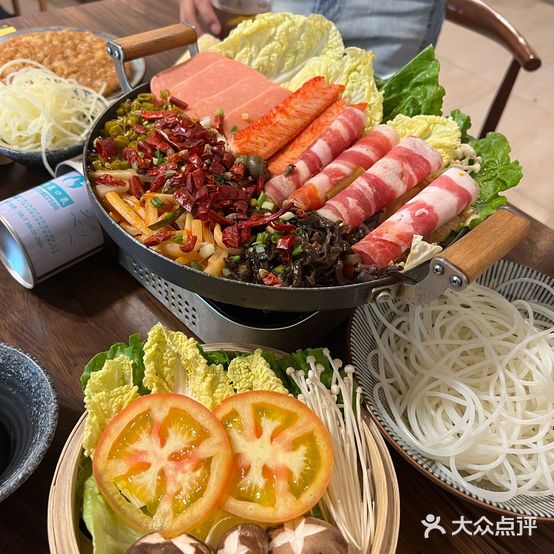 我们俩螺蛳粉(人民西路店)