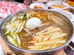 -万兴佳烤肉·长白山老味道(宏泰广场店)