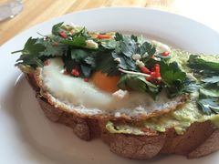 牛油果吐司-Egg•Allday Brunch(襄阳北路店)