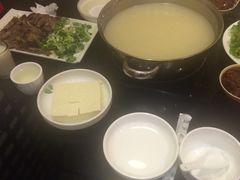 -英子补身汤(海兰路店)