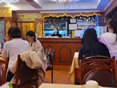 -维吾尔餐厅(宜山路店)