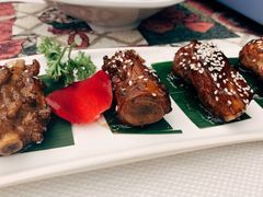 -刘姐啤酒鱼民族演艺餐厅(西街总店)