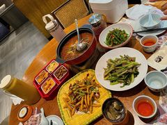 -黄泥岗·地道湖北菜(奥特莱斯店)