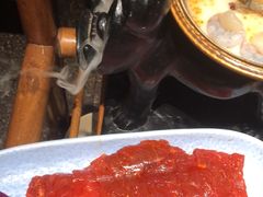 -老牌坊云南鱼豆花火锅(哈西万达店)
