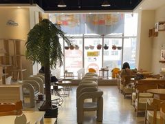 -藏猫猫咖啡主题馆(中央大道店)