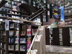 -钟书阁(群光广场店)